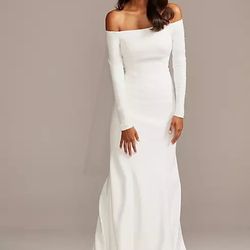 New/Never Worn Wedding Dress, Shoes, Veil & Waist Tie 