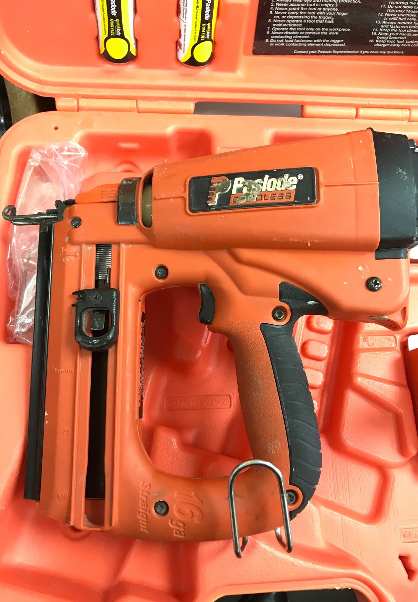 PASLODE 902000 16 Gauge Cordless Straight Finish Nail Gun for Sale in