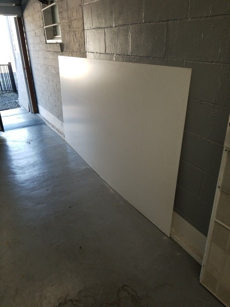 4'×8' White Acrylic Sheet