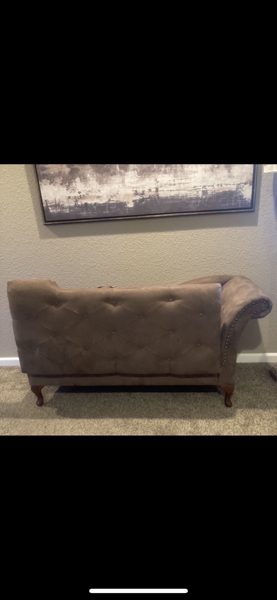 Lounge brown chair $90