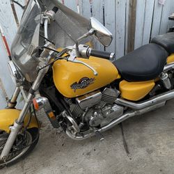 1994 Honda Magna 