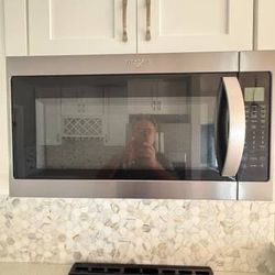 Whirlpool Microwave $75