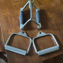 High-Quality Cable Machine Handles – Set of 3 Attachments 
