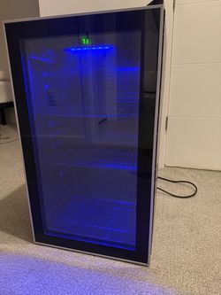 Antarctic Star Beverage Fridge / Mini Fridge – Blue LED – 130 Can Capacity
