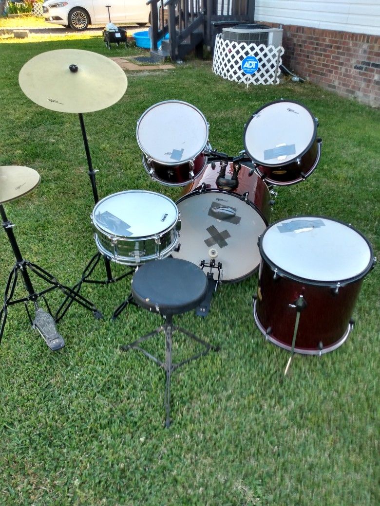 Very Very Nice Drum Set