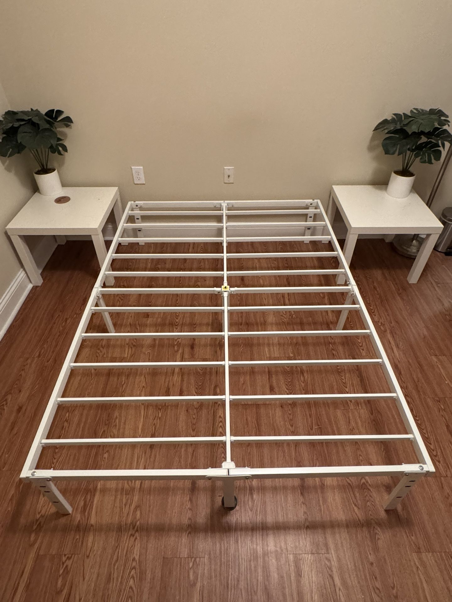 Full Size Bed Frame And Side Tables