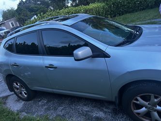 2010 Nissan rouge