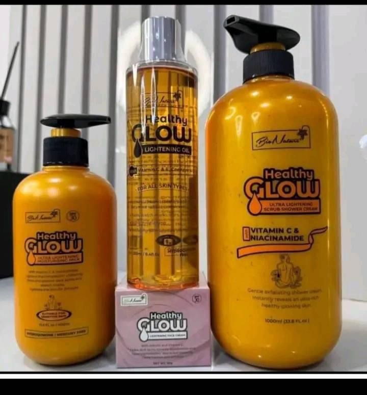 Healthy Glow Ultra Whitenizer With Vit.C & Niacinamide Body Milk Lotion 400mlx1 4 In 1 
