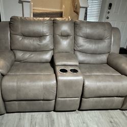Recliner couch free pick up