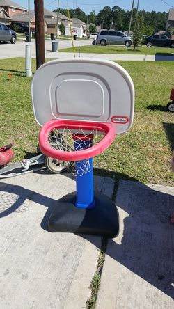 Little Tikes basketball hoop