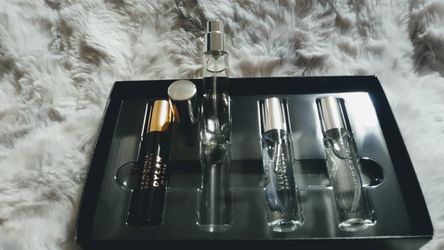 4 piece men's Versace perfume travel set Thumbnail