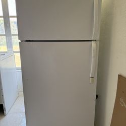 Frigidaire Refrigerator