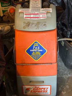 Carpet cleaner