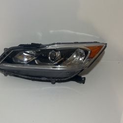 2016-2017 Honda Accord Headlight Left Side Halogen Black