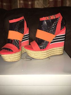 Jessica Simpson wedges
