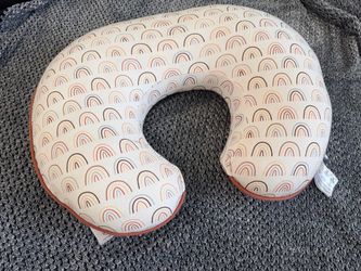 Boppy pillow