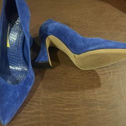 Vince Camino Suede Blue Heel Size 10 
