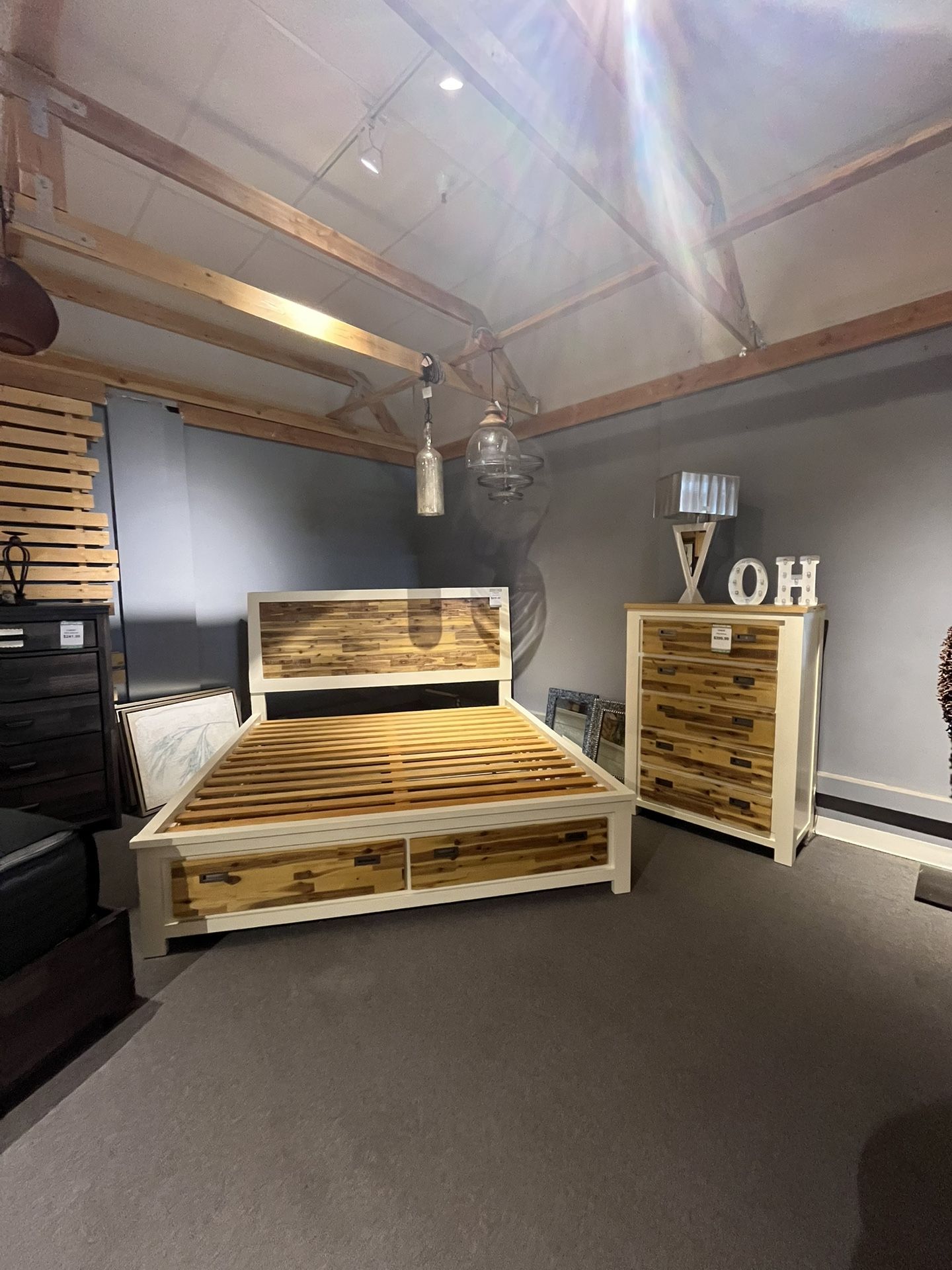 Brown 2PC King Bedroom Set