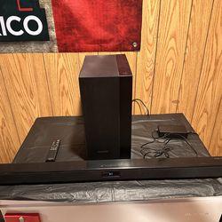 Samsung sound bar with the woofer