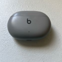 Beats Studio Buds