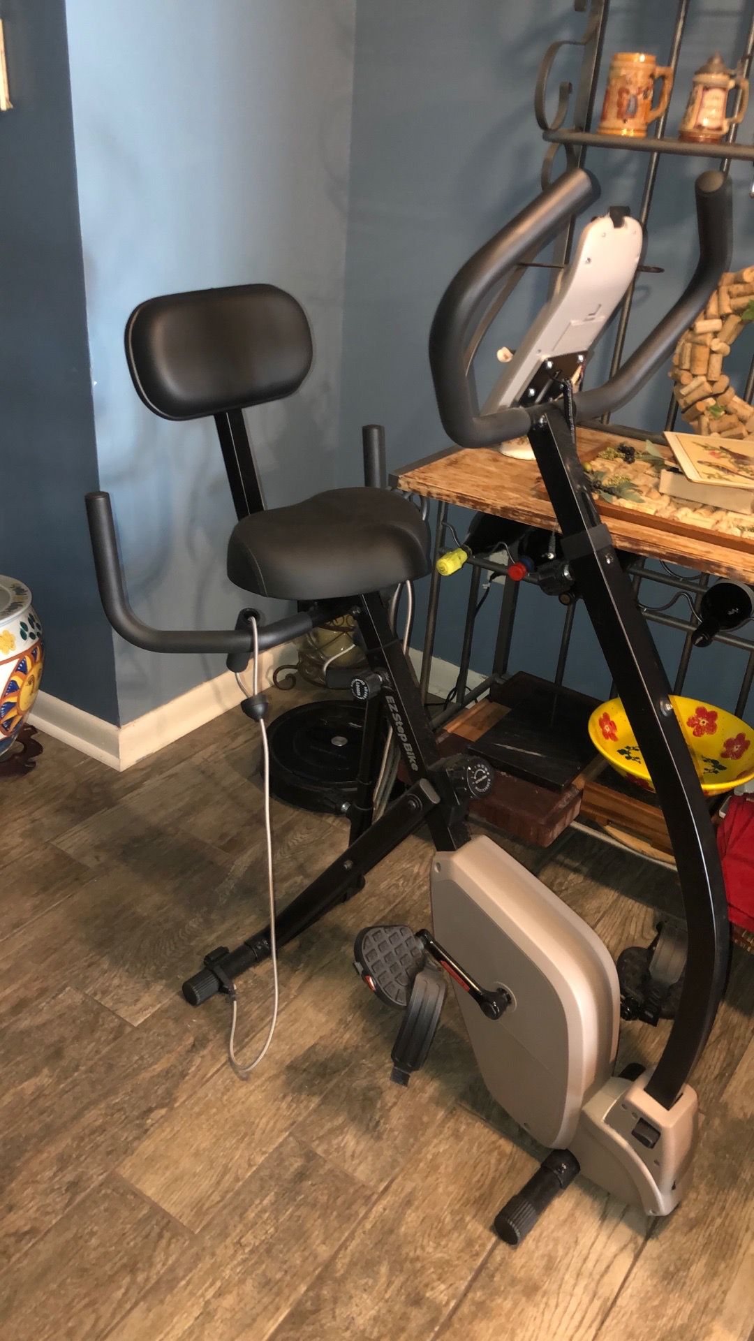 Never used exercise bike with ergonomic lever