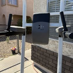Exercise Power Tower Pull-Up Bar