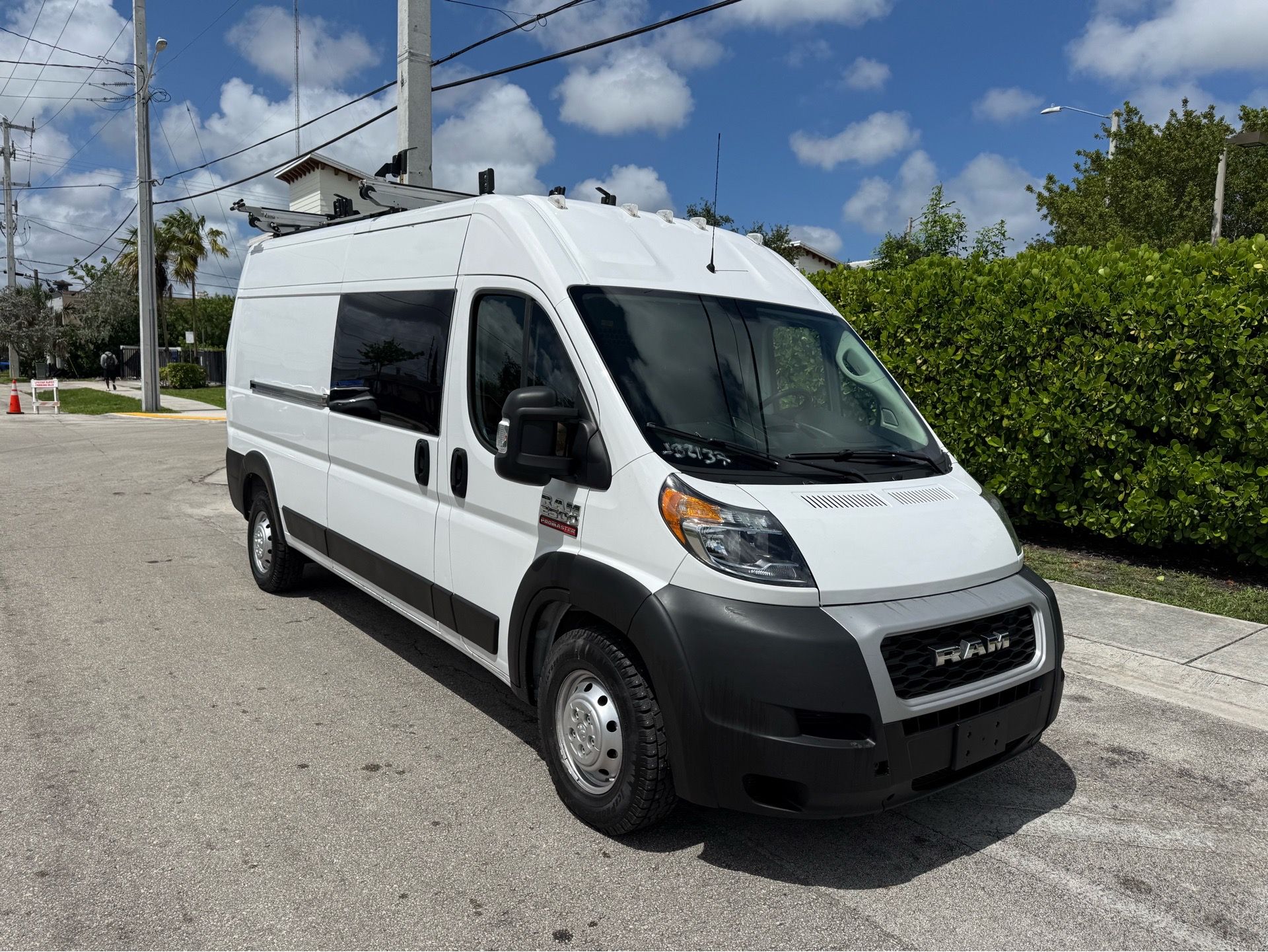 2021 RAM PROMASTER 2500 HIGH ROOF PERFECT CONDITIONS