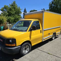 2014 GMC 12ft Box Truck