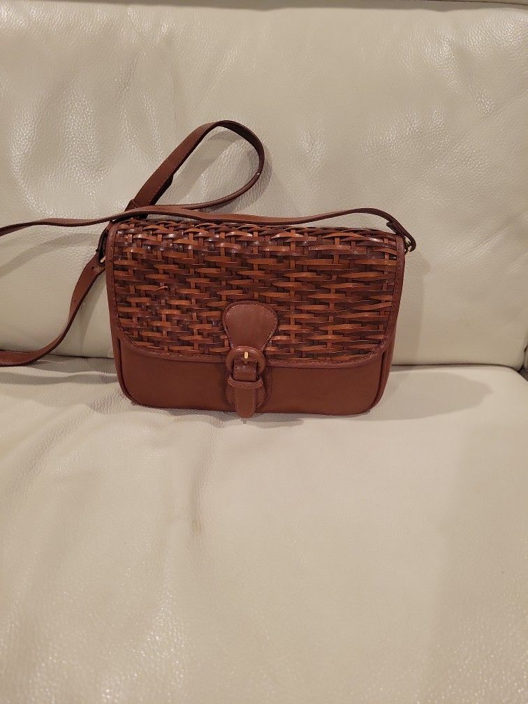 Crossbody Bag Beautiful Broen Weaved Front