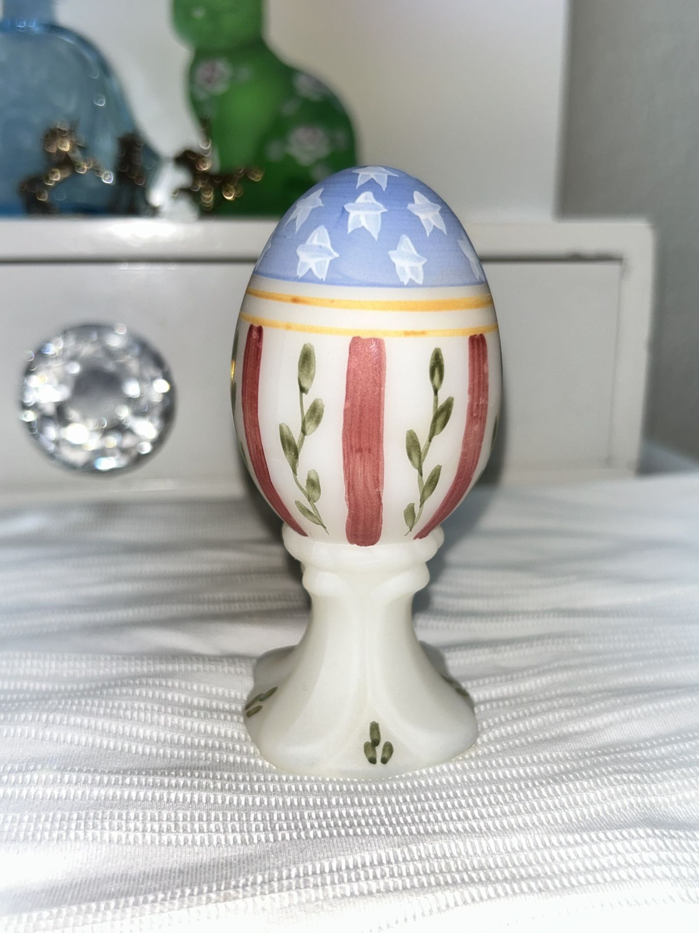 Vintage Fenton Custard American Flag Pedestal Egg *Angela Van Zile*
