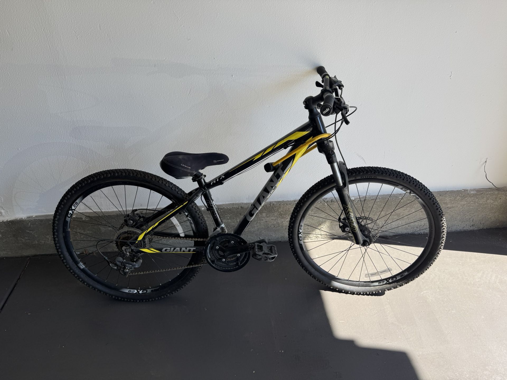27.5 Giant Mountain Bike