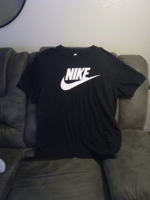 Nike T Shirt Mens XL
