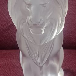 Lalique Frosted Lion Bamara Signed with Sticker Mint Condition Protected Base