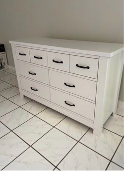 White 7-Drawer Dresser with Black Handles