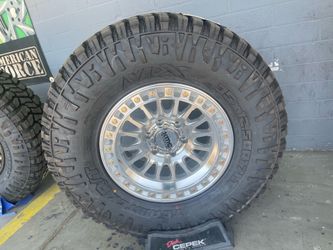 KMC 17x9/35x12.50R17 🔥🔥🔥