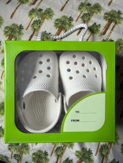 Infant crocs