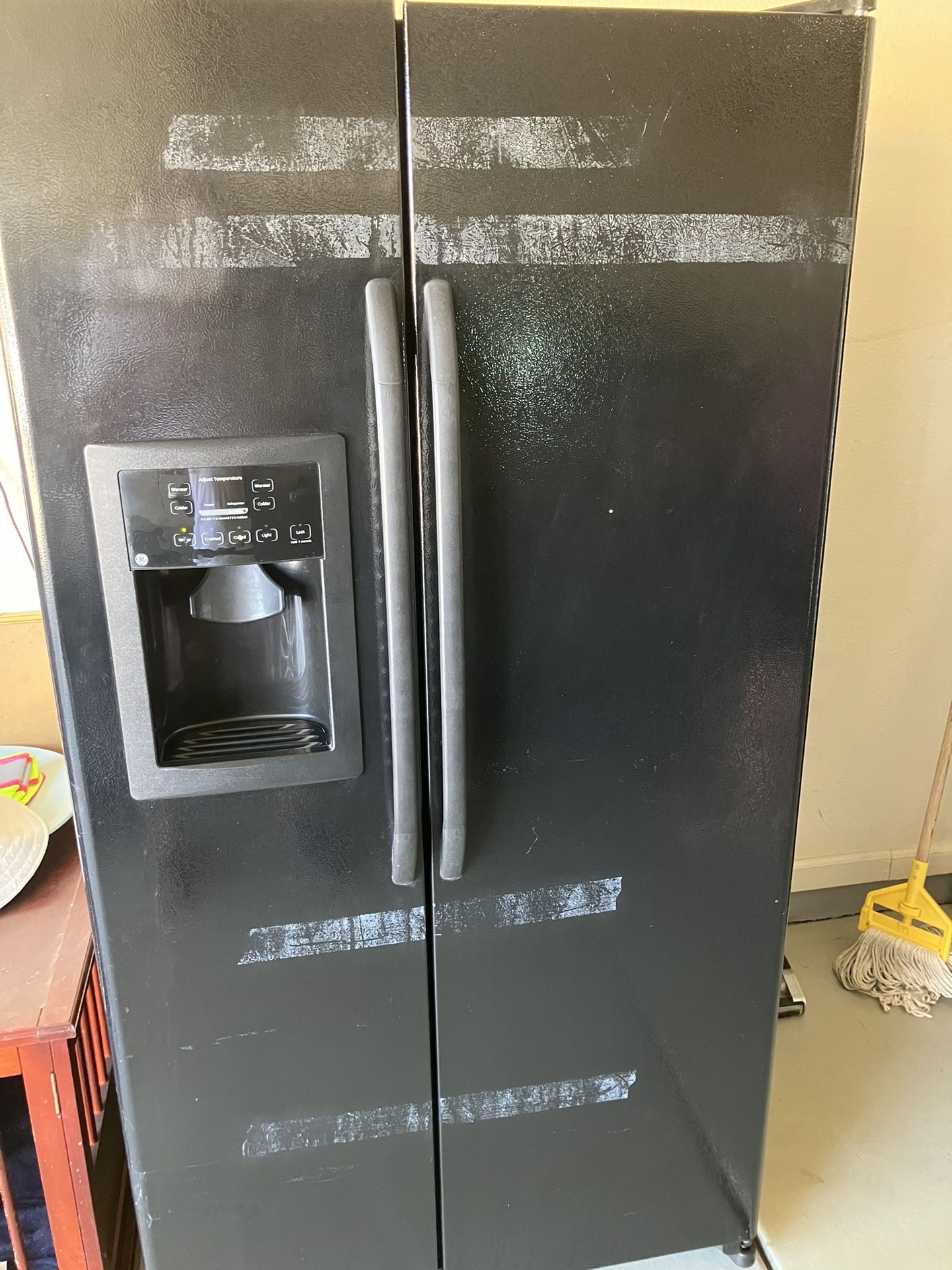 Refrigerator