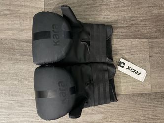 RDX Kara Boxing Gloves Black