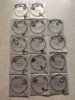 Stainless steel expandable bracelets