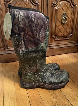 Bogs/Mossy Oak Tall Camo Boots