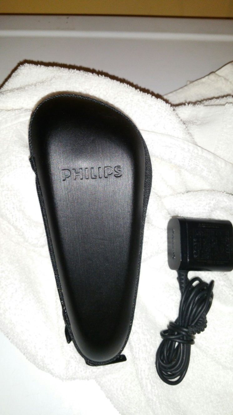 Philips Norelco Wet/Dry Shaver With Turbo