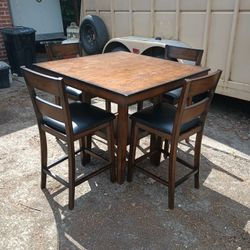 Dining Table With Four Chairs.