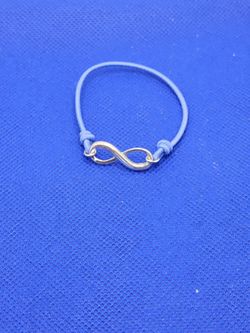 Ladies Women/girl's Avon Empowerment Bracelet.