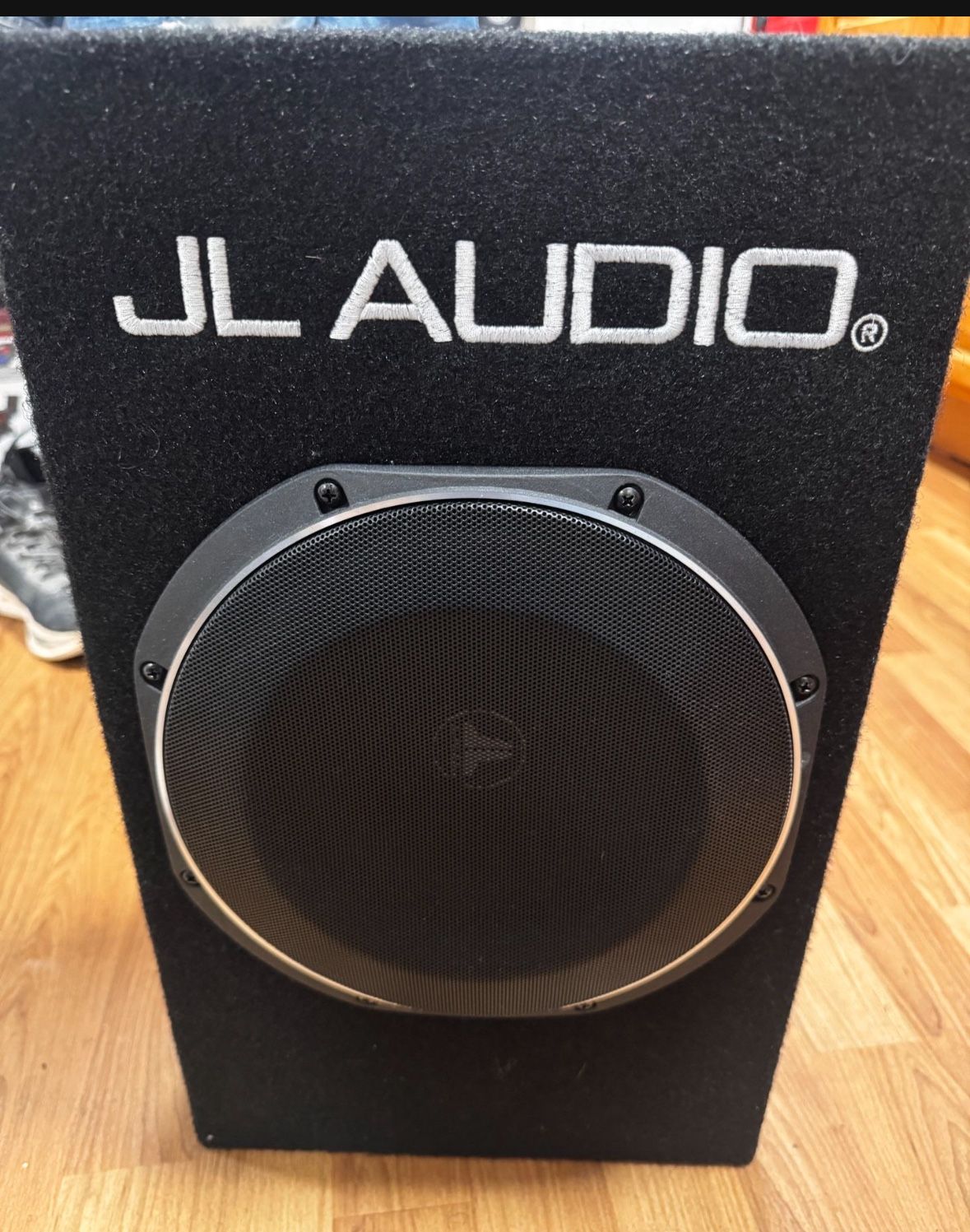 JL Audio 10 Sub