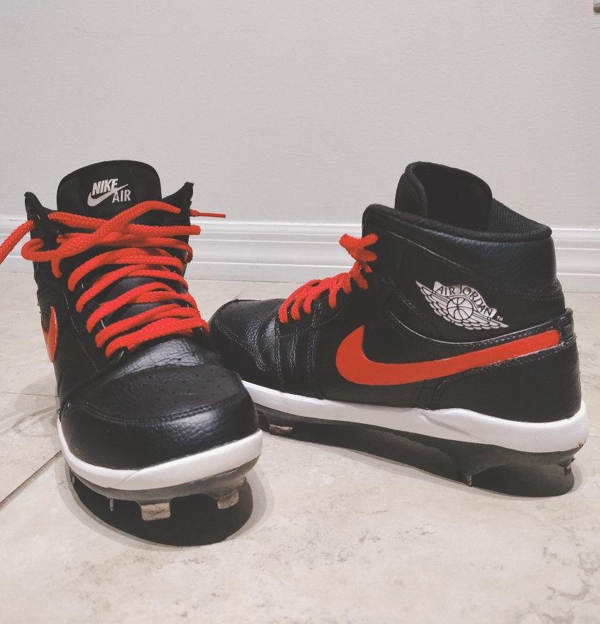 Jordan 1 Retro (Black/Red/White Custom) Metal High Nike Baseball Cleats SIZE 8