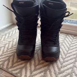 Like New Nitro Venture Pro Snowboard Boots - Men’s 10.5