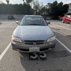 2000 Honda Accord Sedan Lx