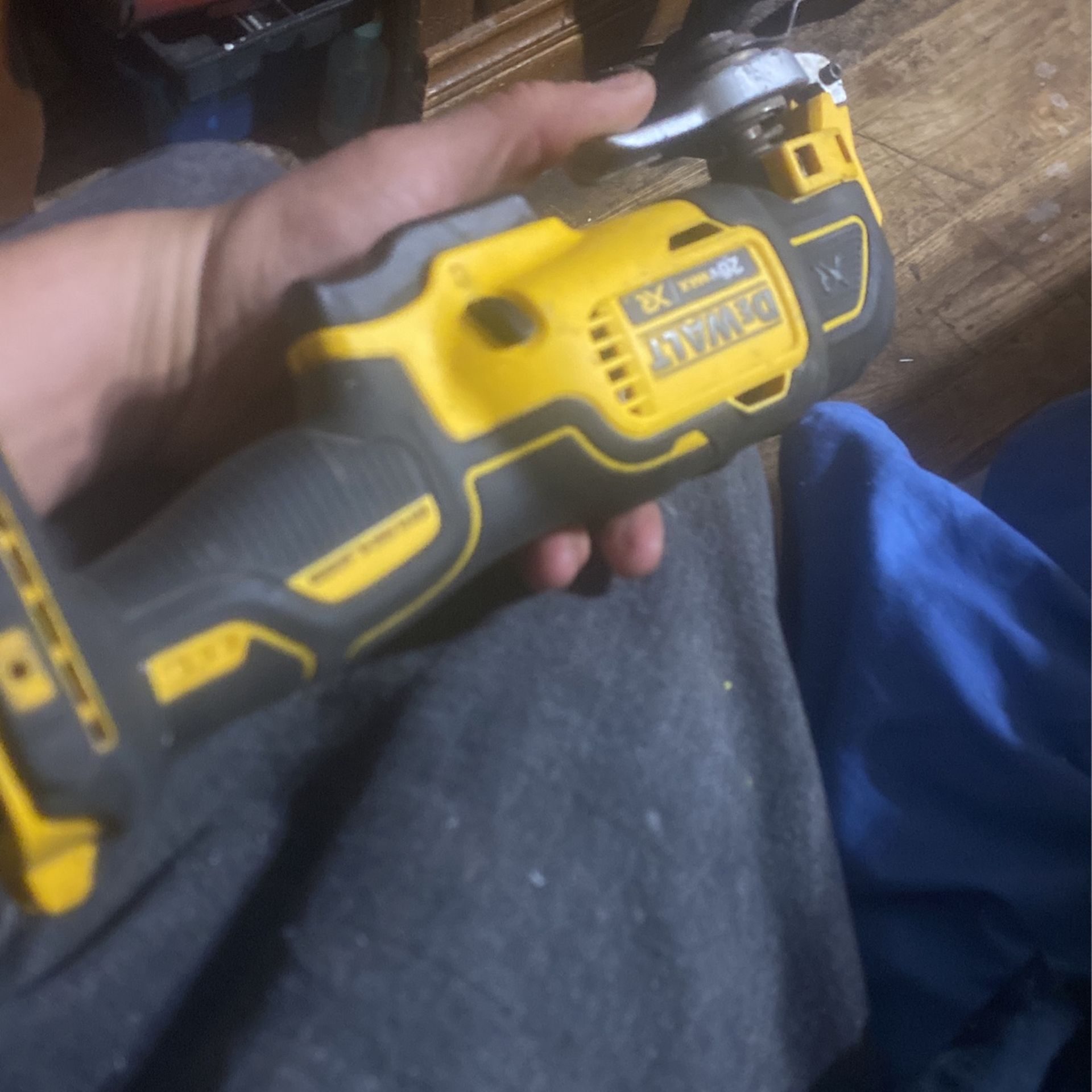 Dewalt Multi Purpose Tool