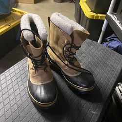 SOREL Caribou Boot - Men's Size 10