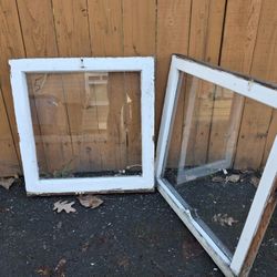 2 Wood Windows 24x24